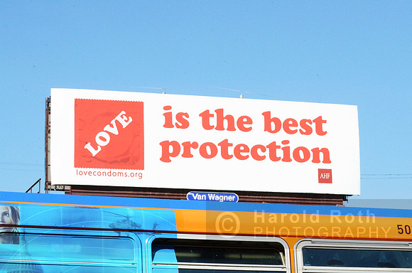love_condomes_billboard01_hr