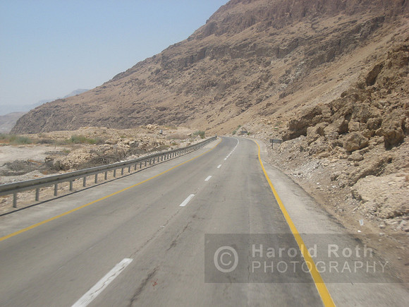 dead_sea_road01_ar