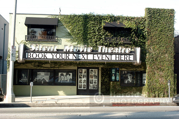 silentmovietheare01_hr
