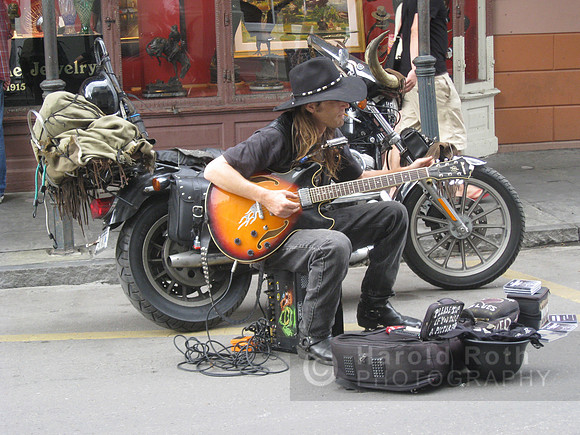 street_musician01_hr