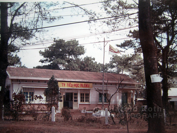 vn_schoolhouse01_hr