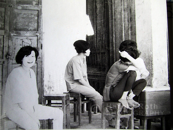 vn_hookers01_hr