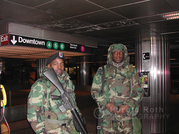 subway_soldiers