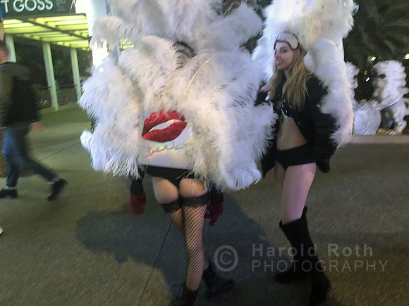 las_vegas_girls01_hr