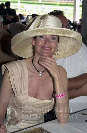 carolalt01_hr