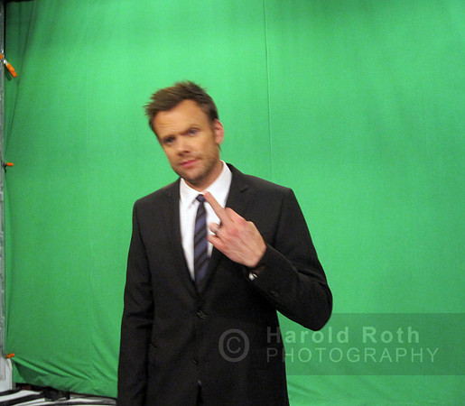 joel_mchale01_hr