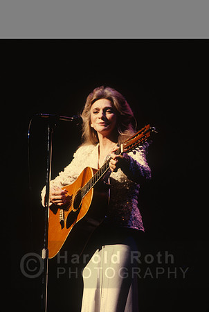judy_collins02_hr