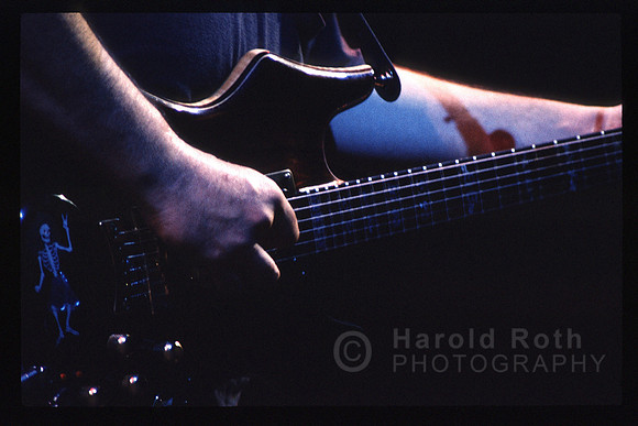 grateful_dead_garcia_guitar01_hr