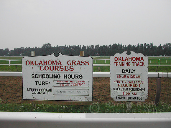 oklahoma_signs01_hr
