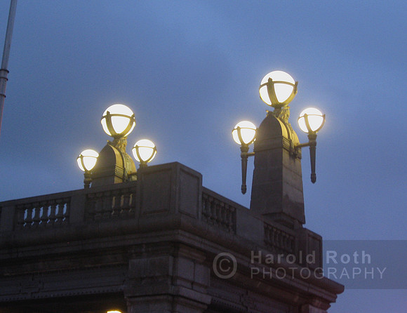bridge_lights05_hr