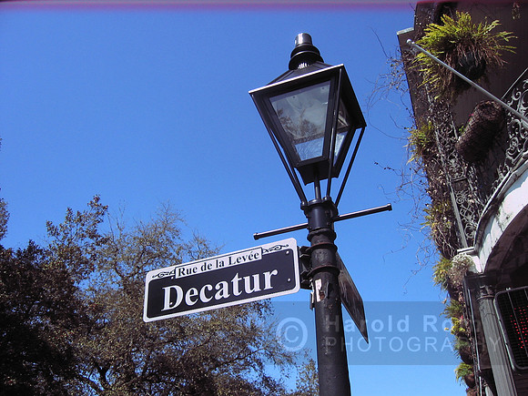 decatur_lamp01
