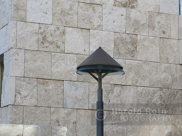 getty_lamp01