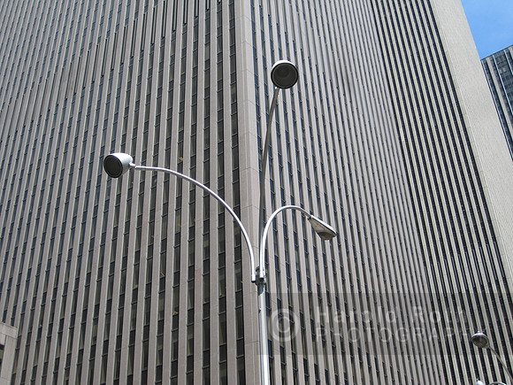 three_head_light01_hr