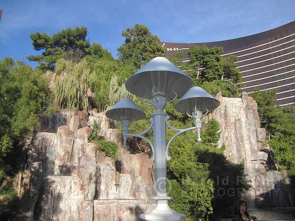 wynn_lamps02