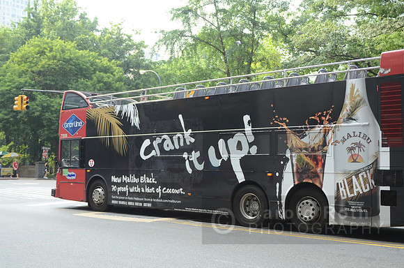 crankitup_bus01_hr