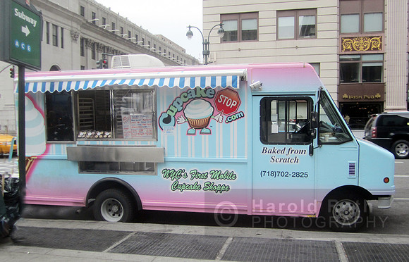 cupcake_truck01_hr
