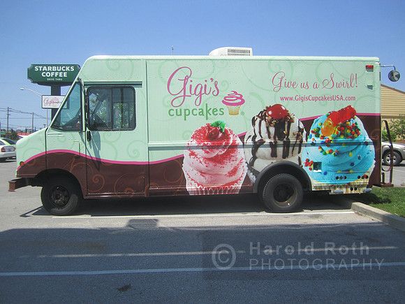 gigis_cupcakes01_hr 2