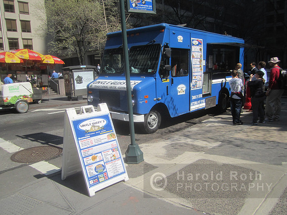 uncle_gussy_food_truck02_hr