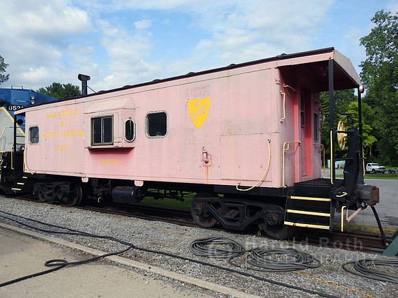 pink_caboose01