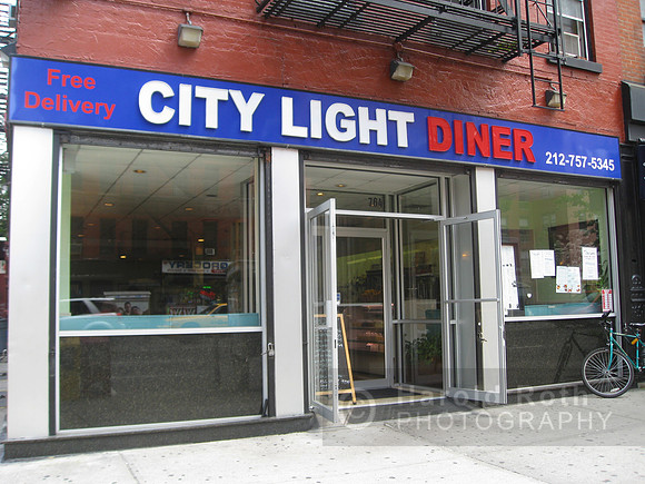 city_light_diner01_hr