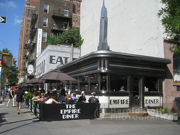 empire_diner_nyc01_hr