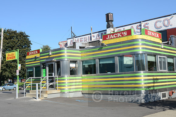 jacks_diner01_hr