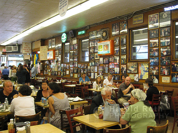 katzs_deli06_hr