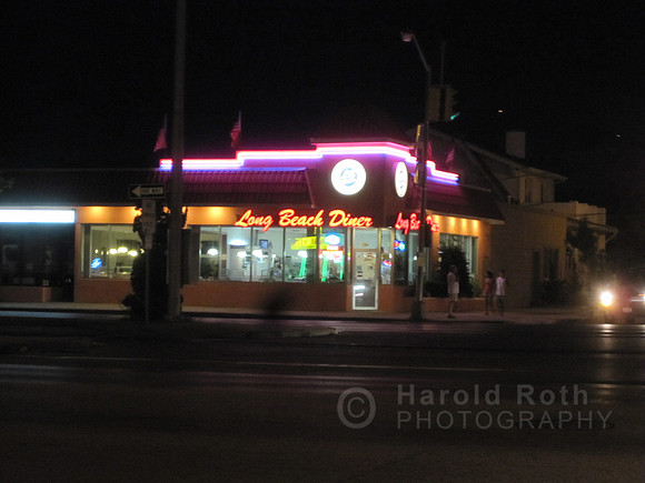 long_beach_diner01_hr