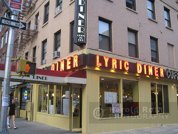 lyric_diner01_hr