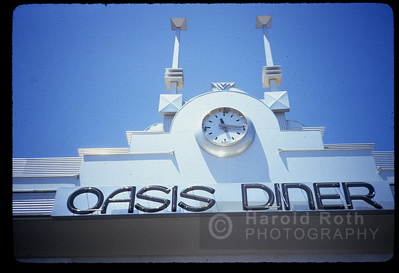 oasis_diner10b_hr