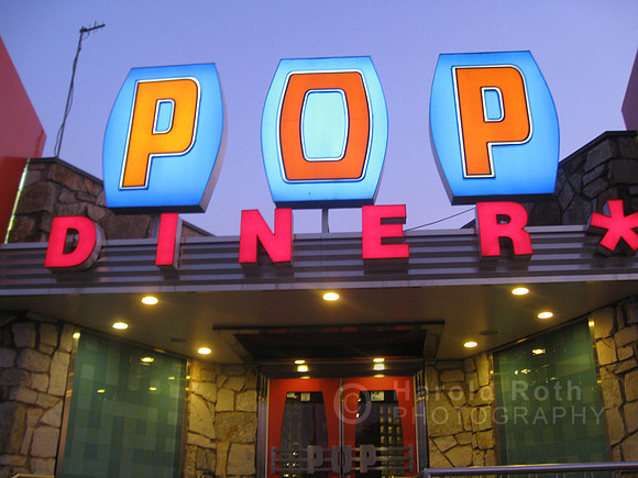 pop_diner25_hr 2