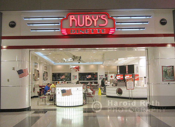rubysdinette01_hr
