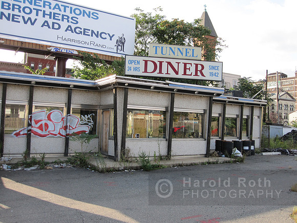 tunnel_diner