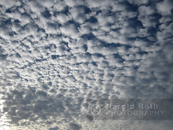 clouds_santamonica36_hr