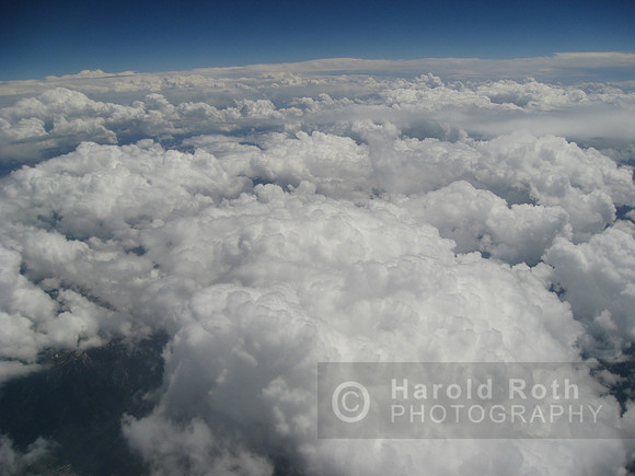 clouds200_hr