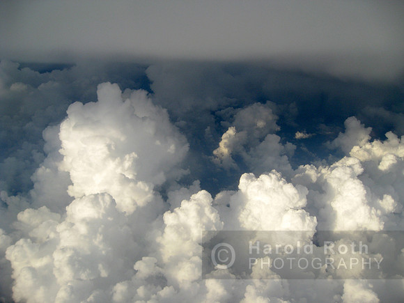 clouds240_hr