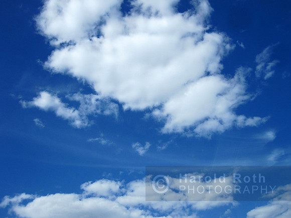 clouds250_hr