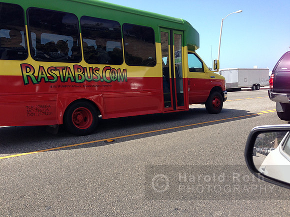 rasta_bus