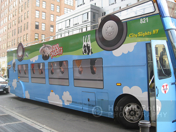 tour_bus01_hr