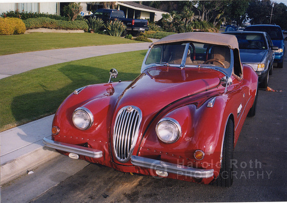 red_sports_car