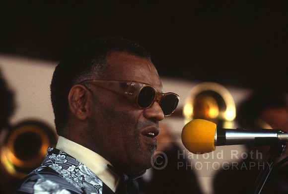 ray_charles03_hr