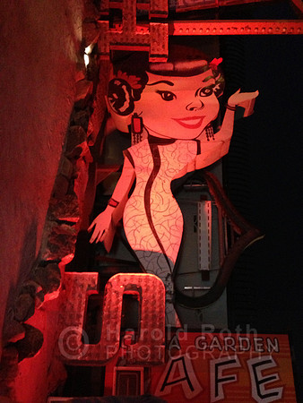 neon_museum65